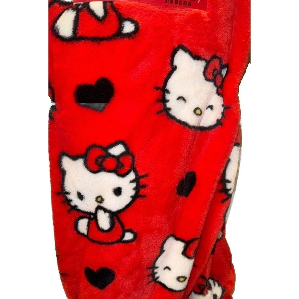 Hello Kitty Ultra Fine Faux Fur Throw Blanket - Red/Black Hearts 50